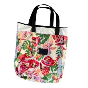 Lex Breezy Zipper Tote